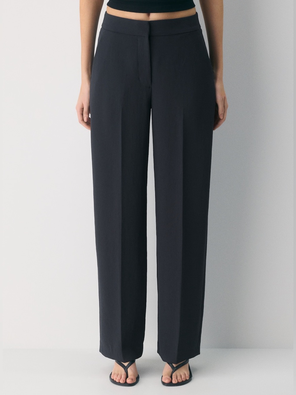 ‘WILFRED’ ARITZIA LIMITLESS PANT BLACK CREPETTE SZ 8